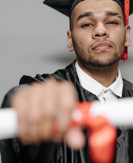 Купить диплом специалиста в Москве быстро и надежно